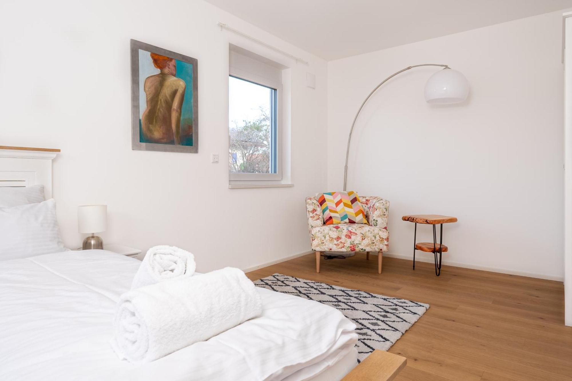 Liboria: Stylisches Haus; Sauna ; 4Min Zum See ซีเฮาเซน อัม สตาฟเฟลซี ภายนอก รูปภาพ